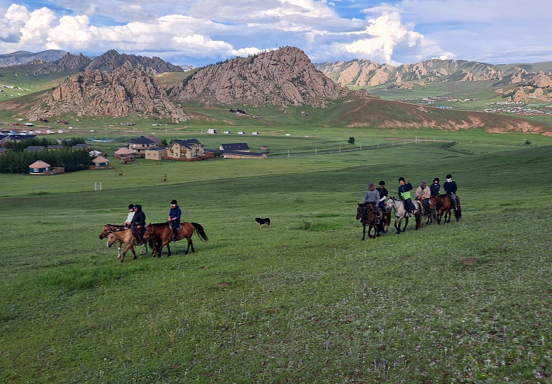 /upload/kjtrekking/file/bd1100/202608/kjtrekking_cm9910_30001943.jpg